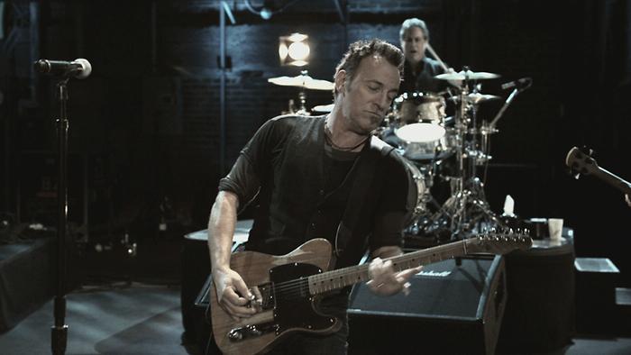 Badlands Live At The Paramount Theatre Pcm Stereo Version Video Song From Badlands Live At The Paramount Theatre 09 English Video Songs Video Song Hungama