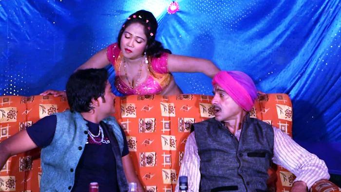 Loota Loota Jawani Ke Maza