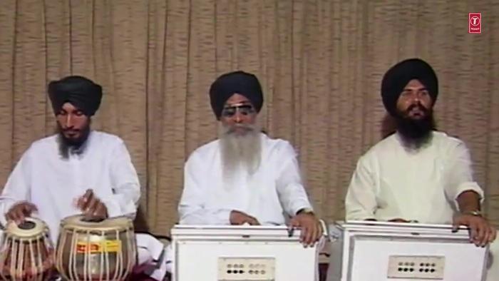 Sachiaar Sikh Baithe Satgur Paas