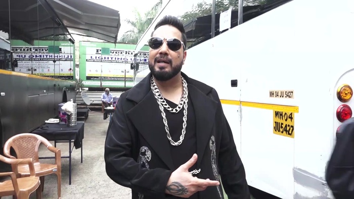 Mika Singh And Badshah At The Shooting In Filmcity