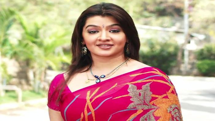 Aarthi Agarwal Sexy Video - Download Bollywood And Telugu Actress Aarthi Agarwal Dead Video Song from  Bollywood Gossip :Video Songs â€“ Hungama