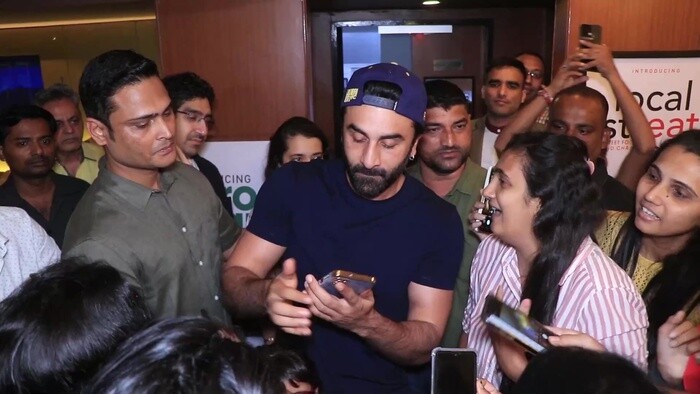 Download Ranbir Kapoor And Director Ayan Mukerji Meet Fans At Cinema ...