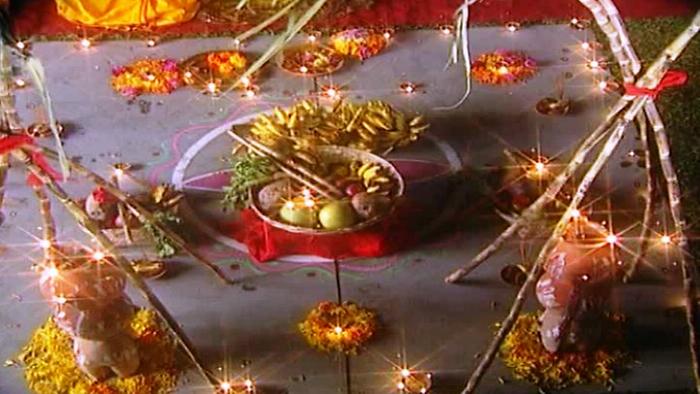 Kari Je Chhath Ke Baratiya Ho