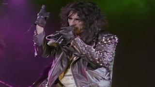 Poison from Alice Cooper: Trashes the World