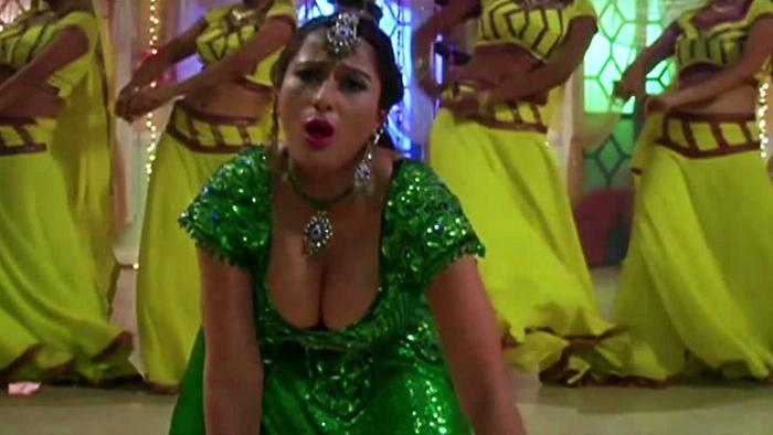 Choli Ke Size Video Song From Aaj Ke Karan Arjun Kalpana Bhojpuri