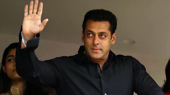 Salman Khan Net Worth 2017  Per Day Charge  Per Movie Fees
