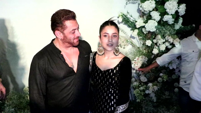 Sahnaaz Gill And Salman Khan Leave Together From Arpita Khans Eid Party