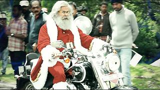 Santa Superstar - Lyrical