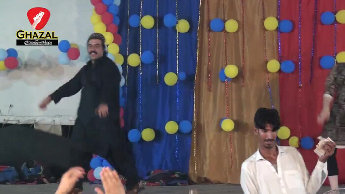 Falak  Ali Dance On Pashto Film Song